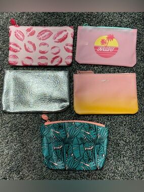 New IPSY cosmetic bags